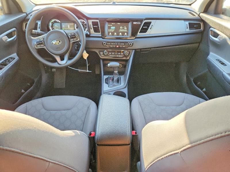 2017 KIA NIRO FE 8