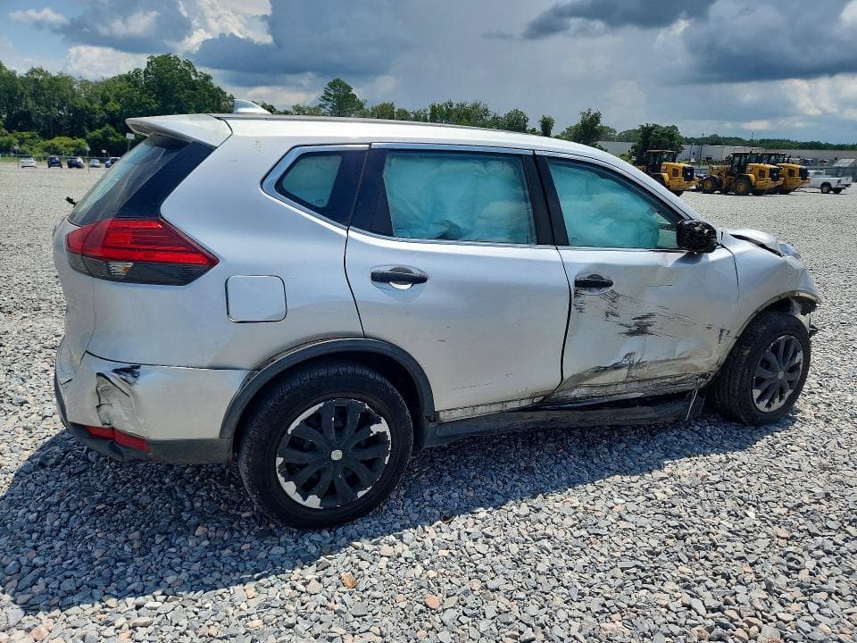 2017 NISSAN ROGUE S 3