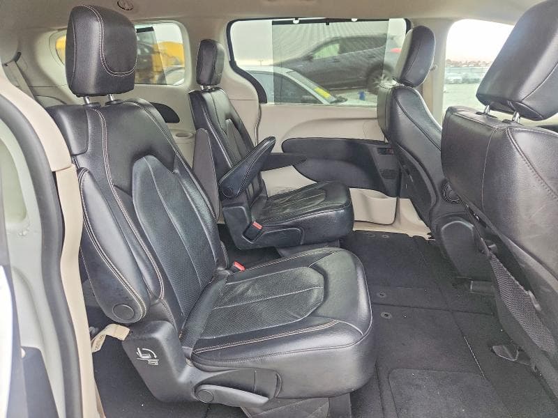 2022 CHRYSLER 200 LIMITED 4DR 11