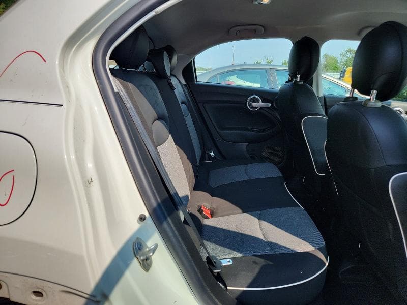 2017 FIAT 500X POP 10