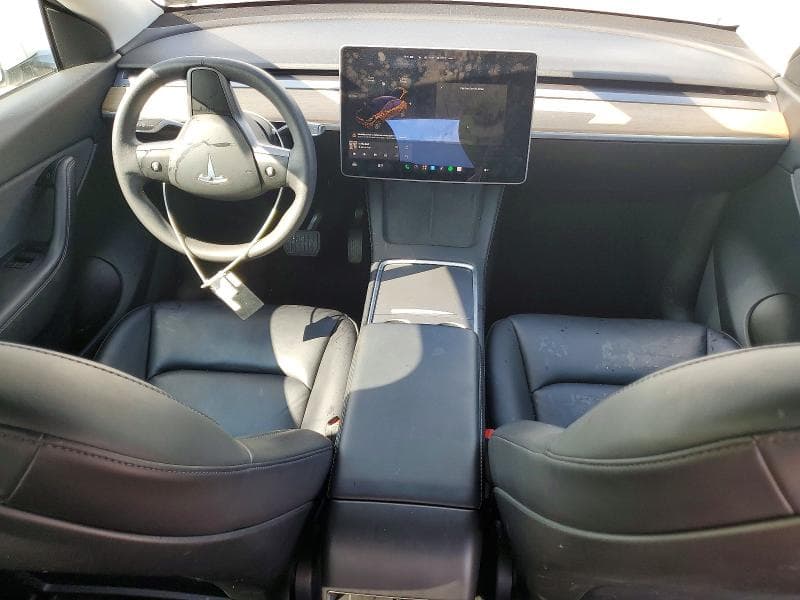 2021 TESLA MODEL Y 8