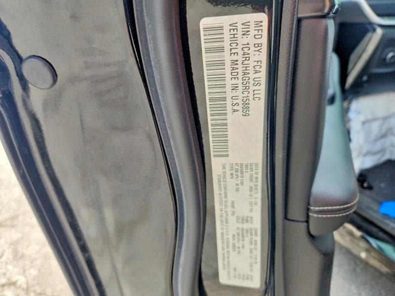 2024 JEEP GRAND CHEROKEE LAREDO 14