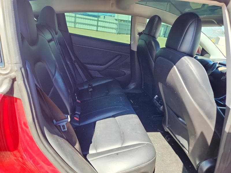 2018 TESLA MODEL 3 10