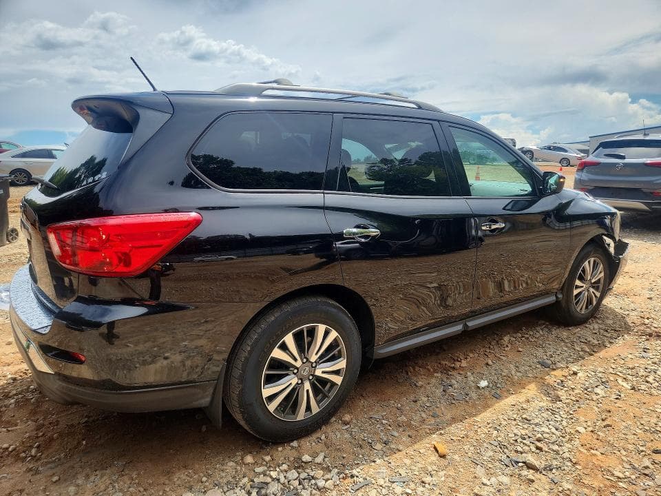 2018 NISSAN PATHFINDER S 3