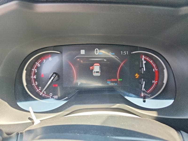 2025 TOYOTA RAV4 XLE PREMIUM 9