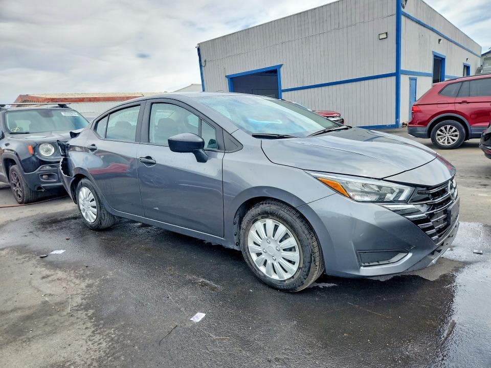 2025 NISSAN VERSA S 4