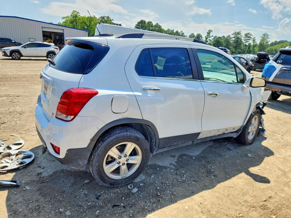 2019 CHEVROLET TRAX 1LT 3