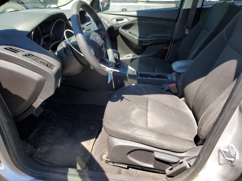 2017 FORD FOCUS SE 7