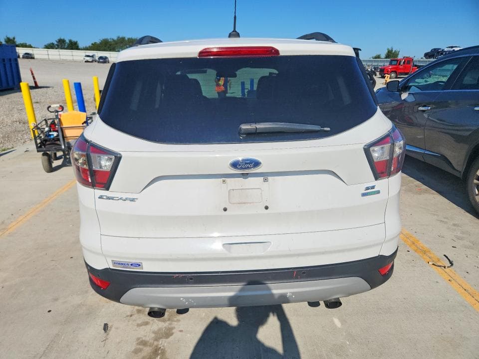 2017 FORD ESCAPE SE 6