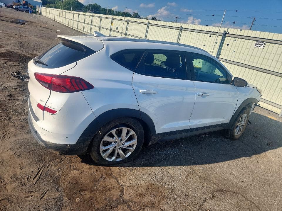 2021 HYUNDAI TUCSON VALUE 3