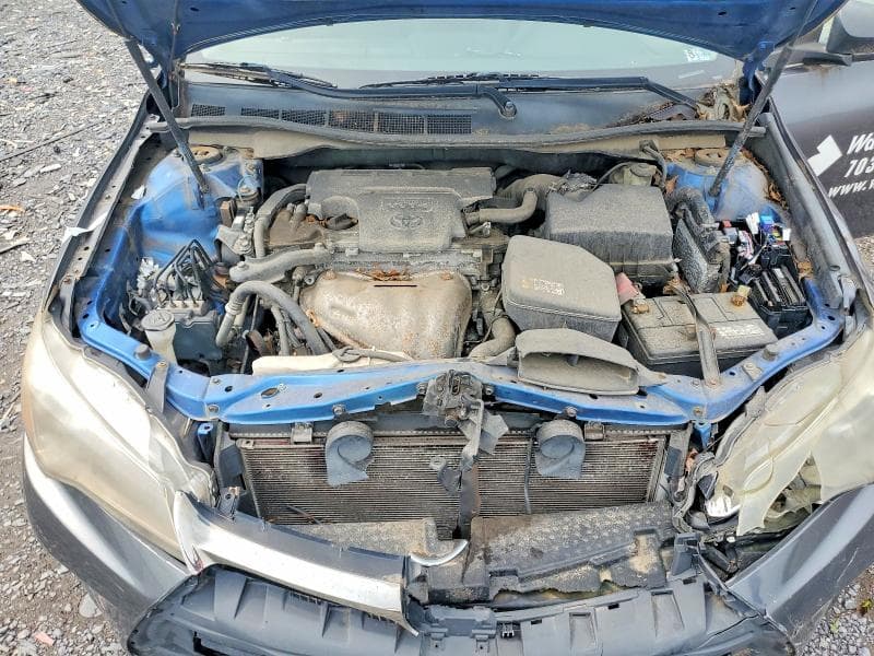 2017 TOYOTA CAMRY SE 11