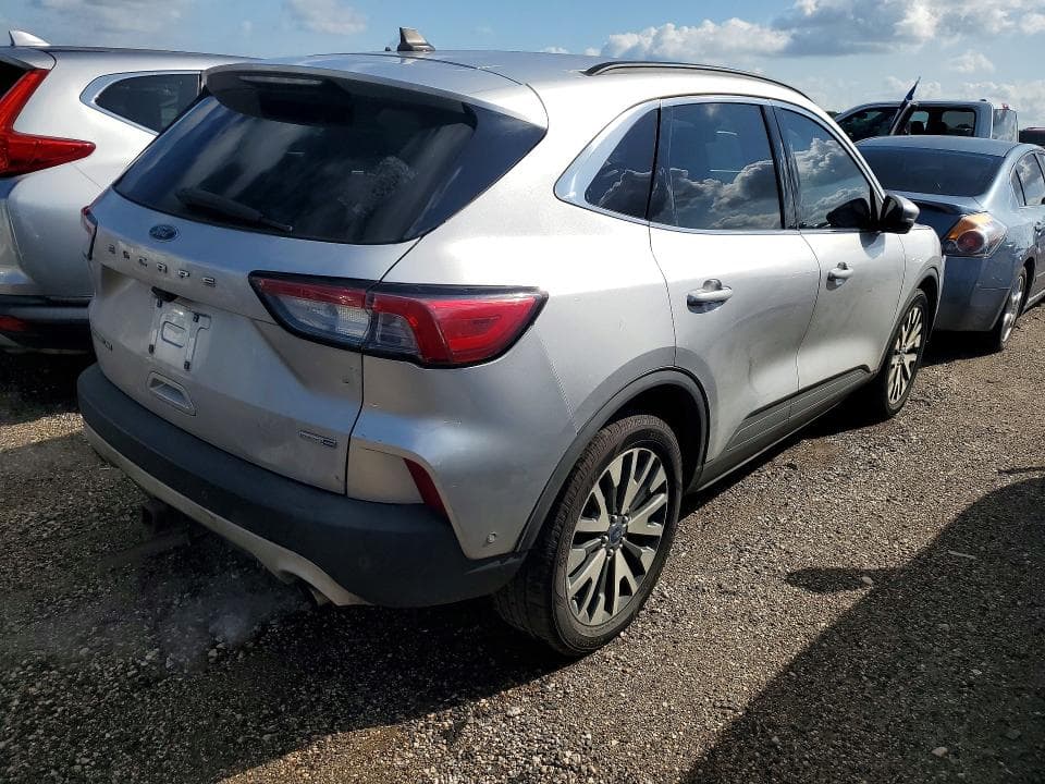 2020 FORD ESCAPE TITANIUM 3