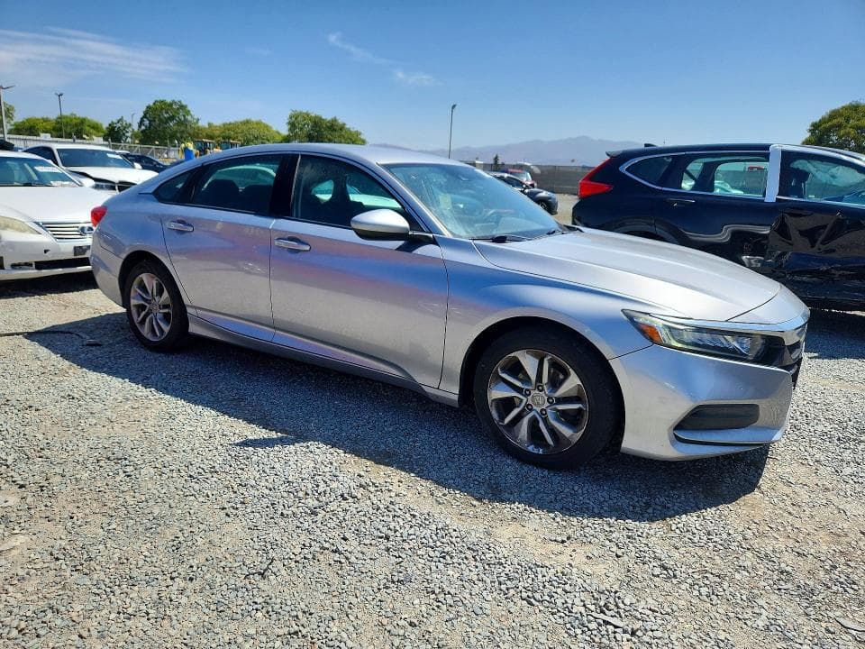 2018 HONDA ACCORD LX 4