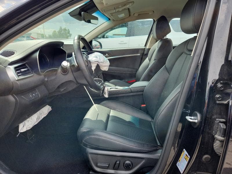 2026 GENESIS G70 2.5T STANDARD 7