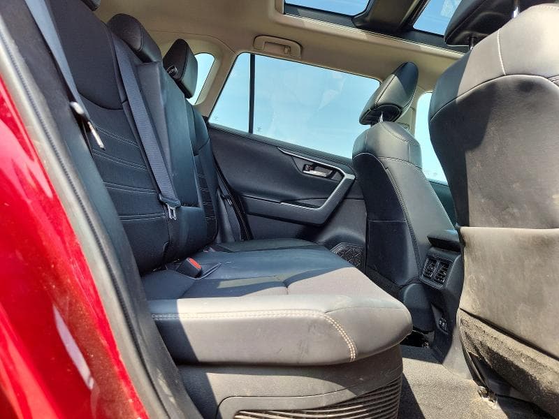 2021 TOYOTA RAV4 LIMITED 11