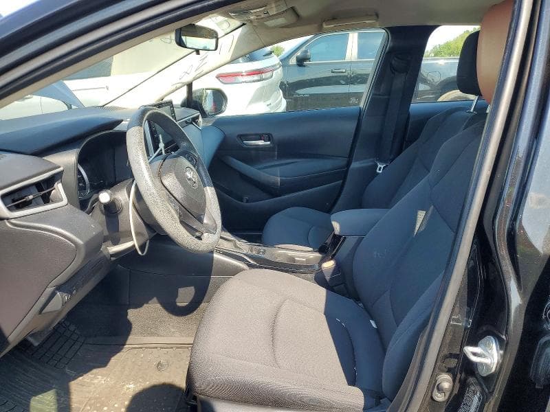 2020 TOYOTA COROLLA LE 7