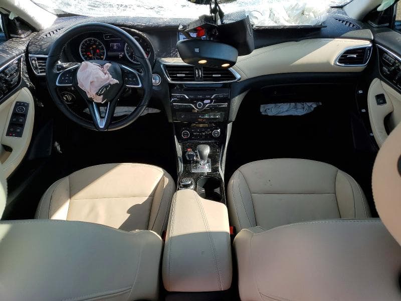 2019 INFINITI QX30 ESSENTIAL 8