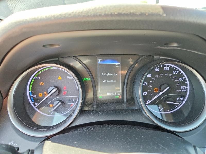 2022 TOYOTA CAMRY HYBRID SE 9