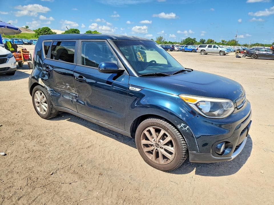 2017 KIA SOUL + 4