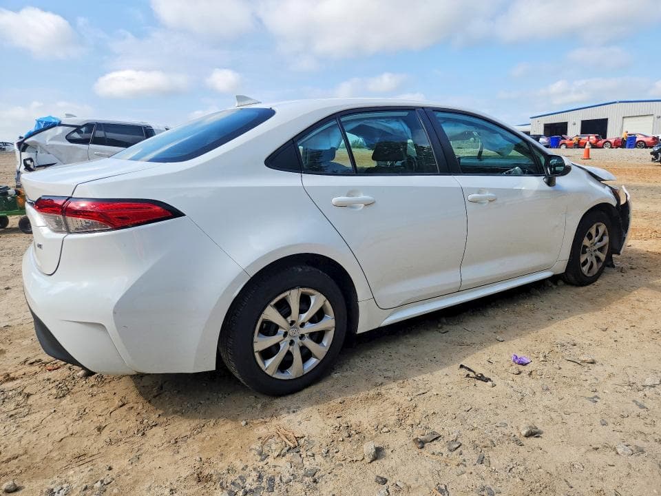 2024 TOYOTA COROLLA LE 3