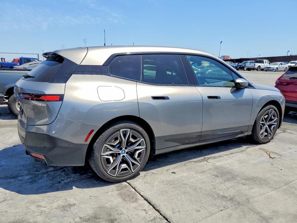 2024 BMW IX XDRIVE50 3