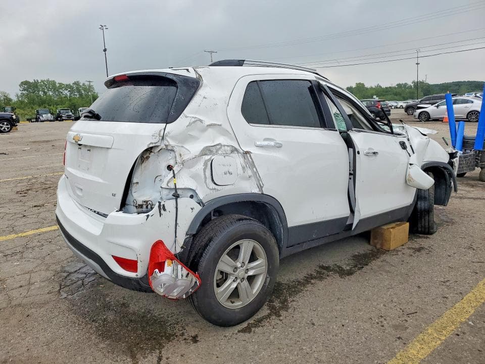 2019 CHEVROLET TRAX 1LT 3