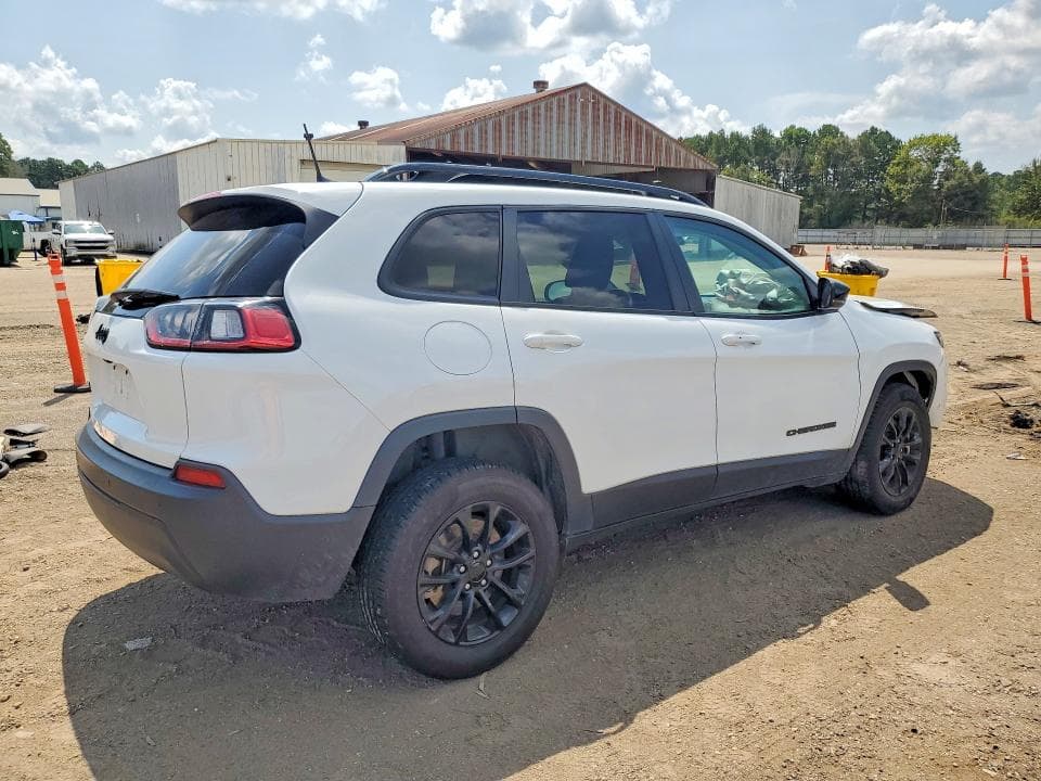 2023 JEEP CHEROKEE ALTITUDE LUX 3