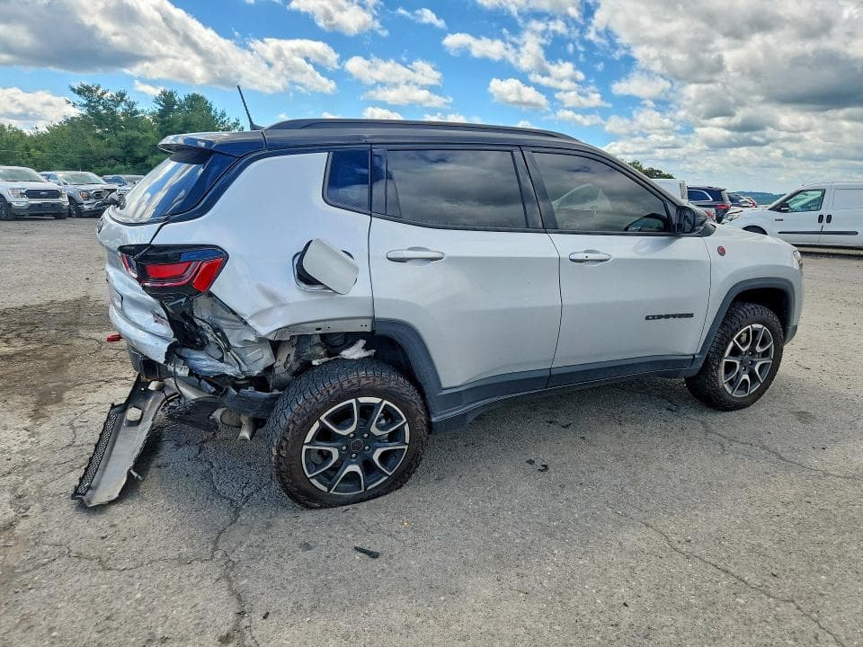 2025 JEEP COMPASS TRAILHAWK 3