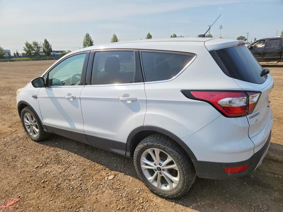 2017 FORD ESCAPE SE 2