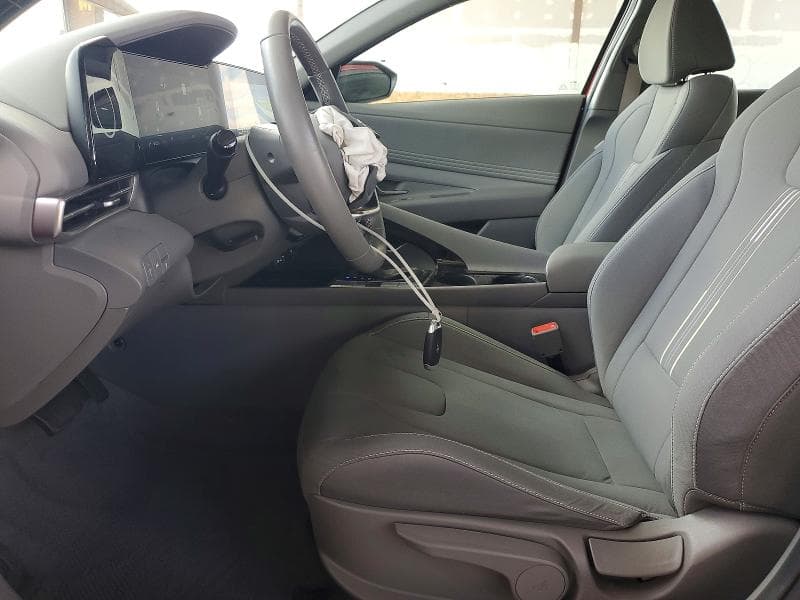 2023 HYUNDAI ELANTRA SEL 7