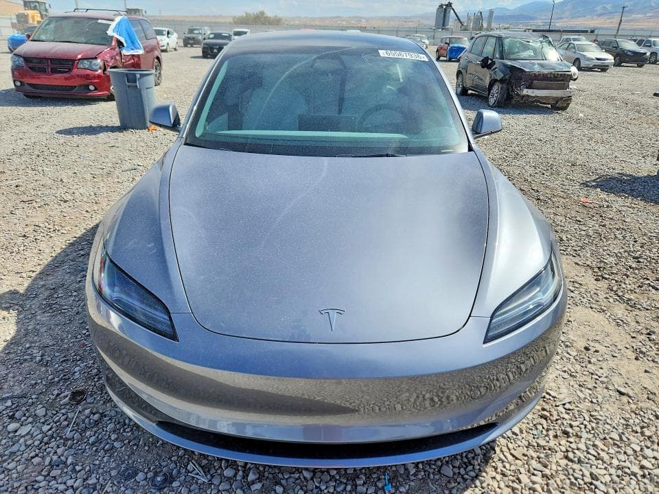 2025 TESLA MODEL 3 5