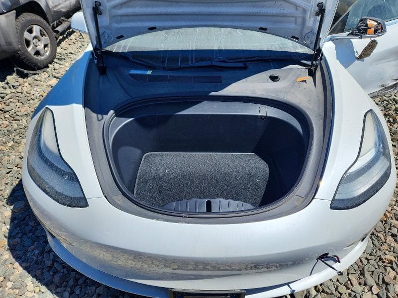 2018 TESLA MODEL 3 11