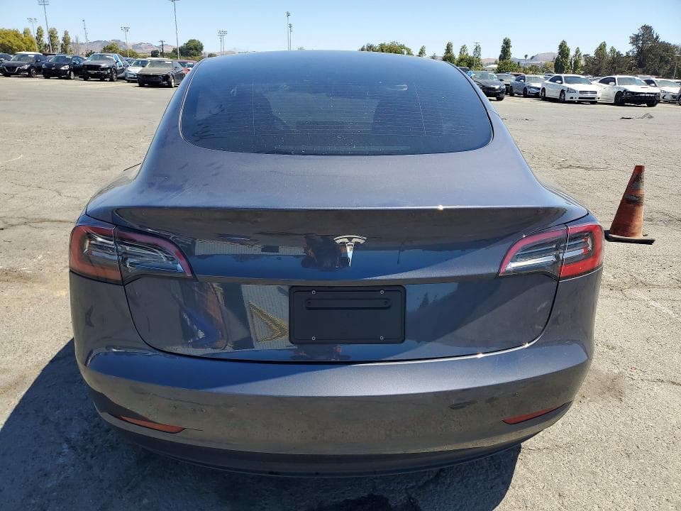 2023 TESLA MODEL 3 6