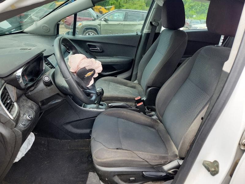 2020 CHEVROLET TRAX LS 7