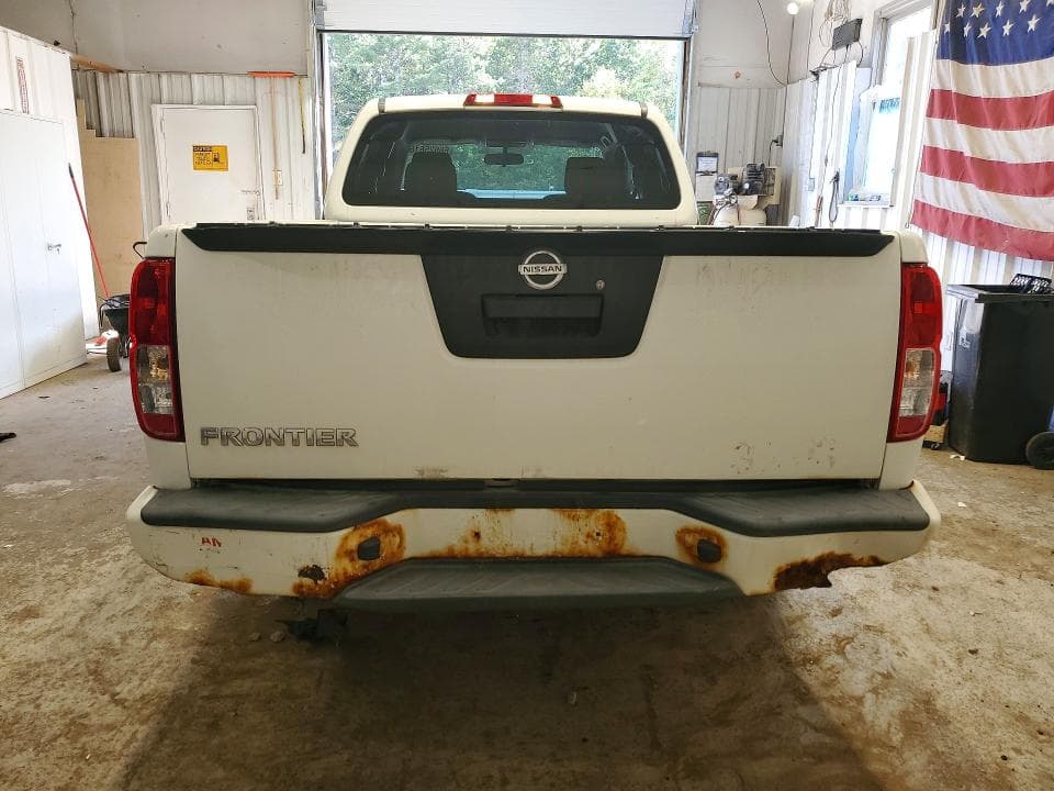 2018 NISSAN FRONTIER S 6