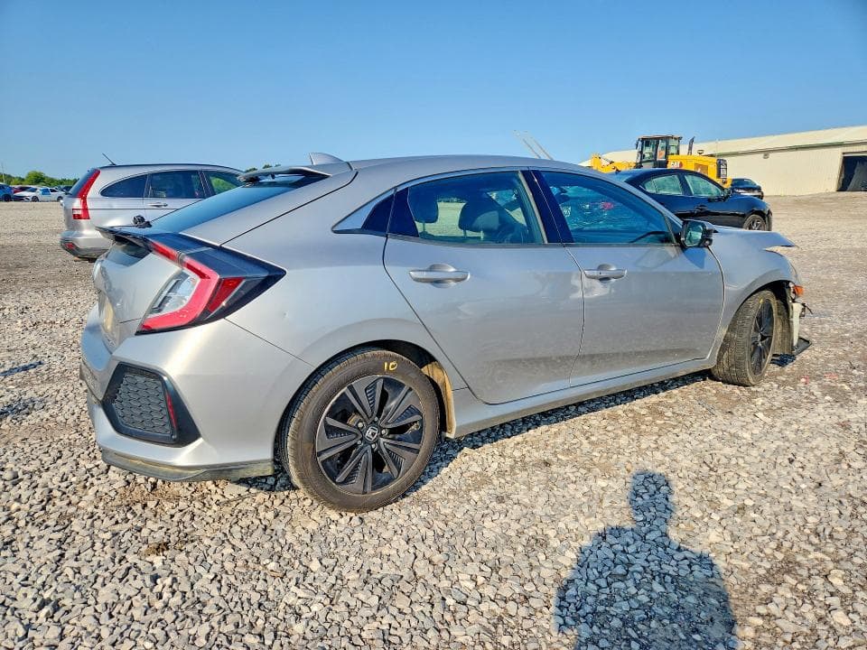 2017 HONDA CIVIC EX 3