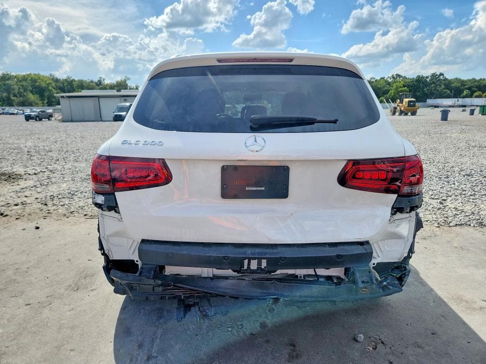 2022 MERCEDES-BENZ GLC 300 6