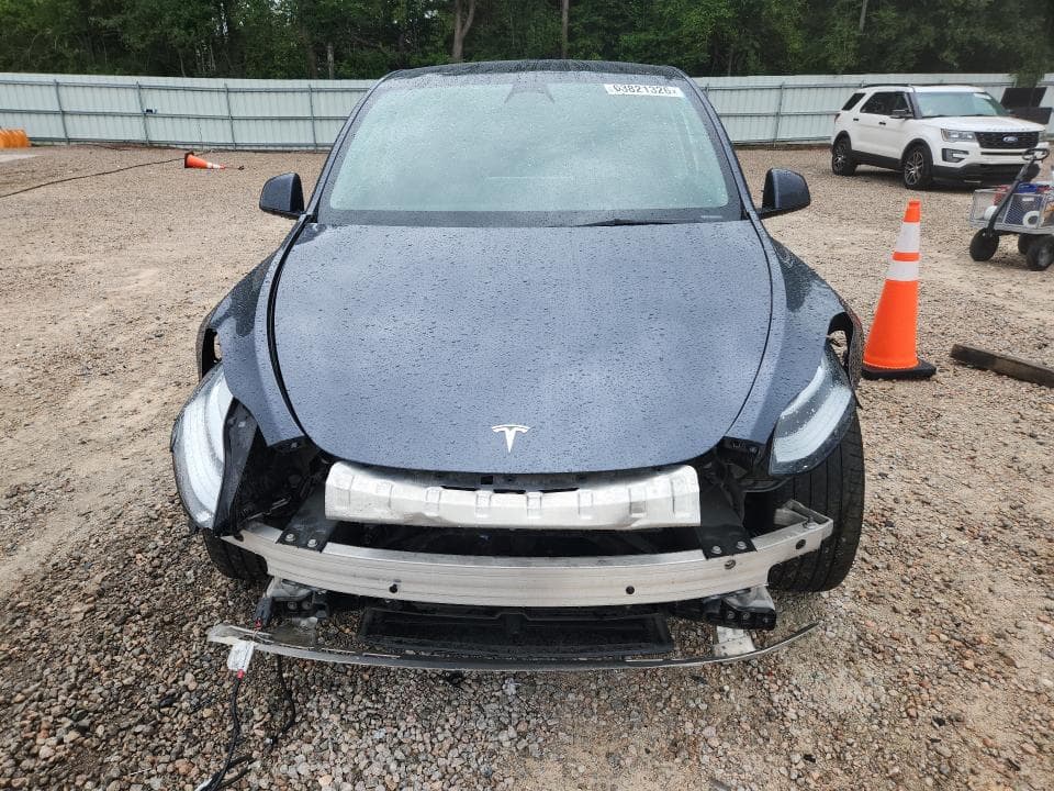 2023 TESLA MODEL Y 5