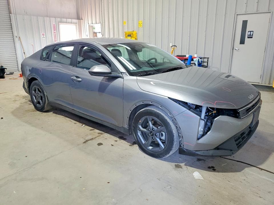 2025 KIA K4 LXS 4