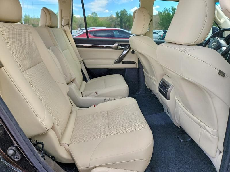 2022 LEXUS GX 460 11