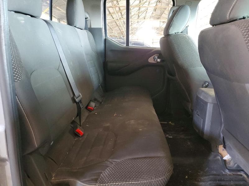 2017 NISSAN FRONTIER PRO-4X 10