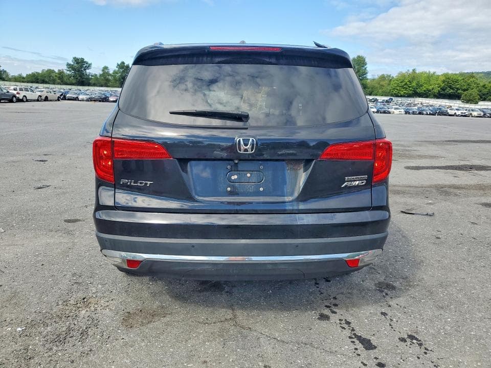 2017 HONDA PILOT TOURING 6