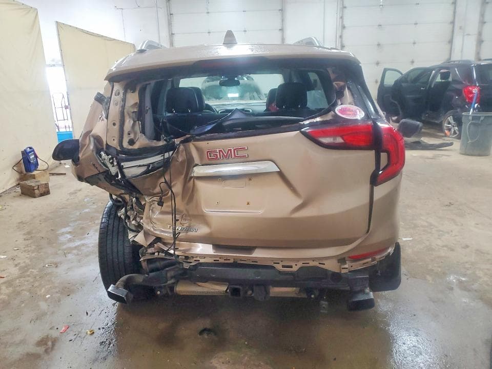 2018 GMC TERRAIN SLT 6