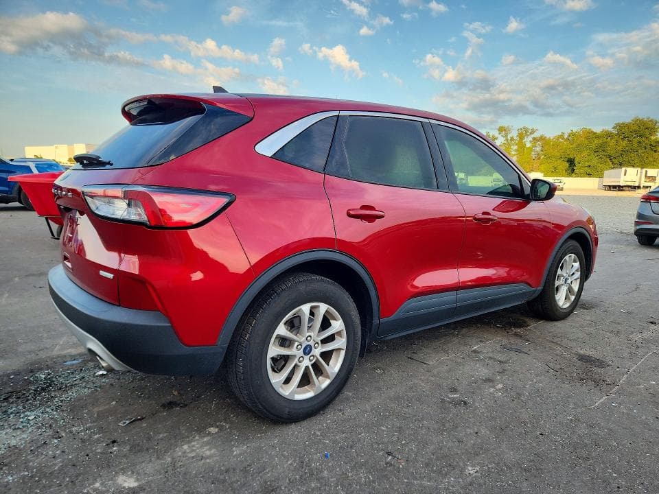 2020 FORD ESCAPE SE 3