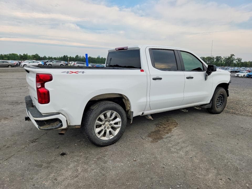 2024 CHEVROLET SILVERADO K1500 CUSTOM 3