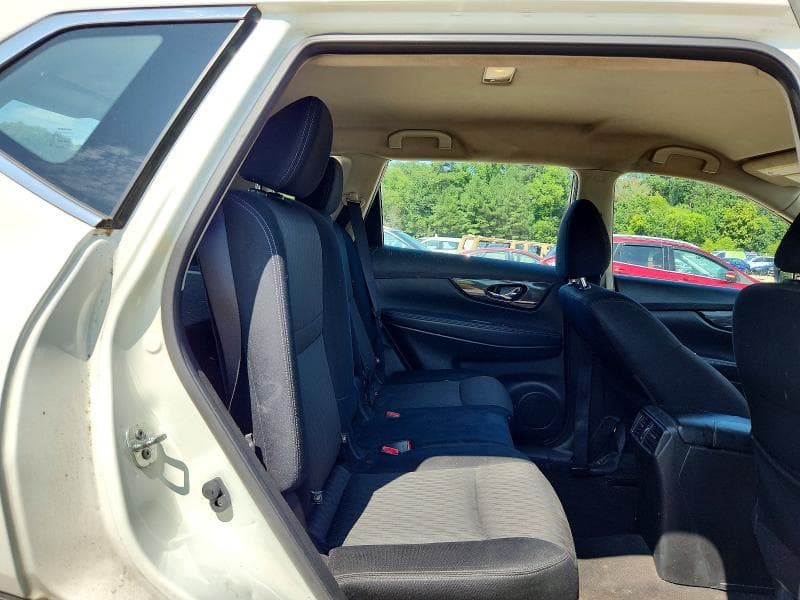 2017 NISSAN ROGUE S 11