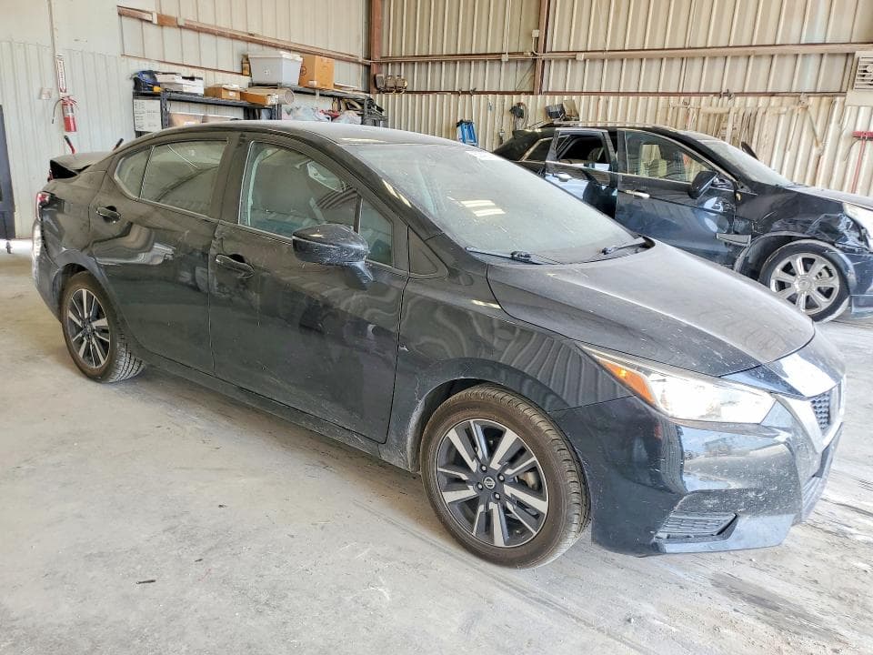 2021 NISSAN VERSA SV 4