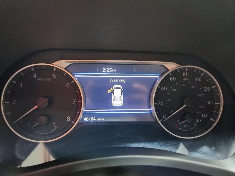 2025 NISSAN SENTRA SV 9
