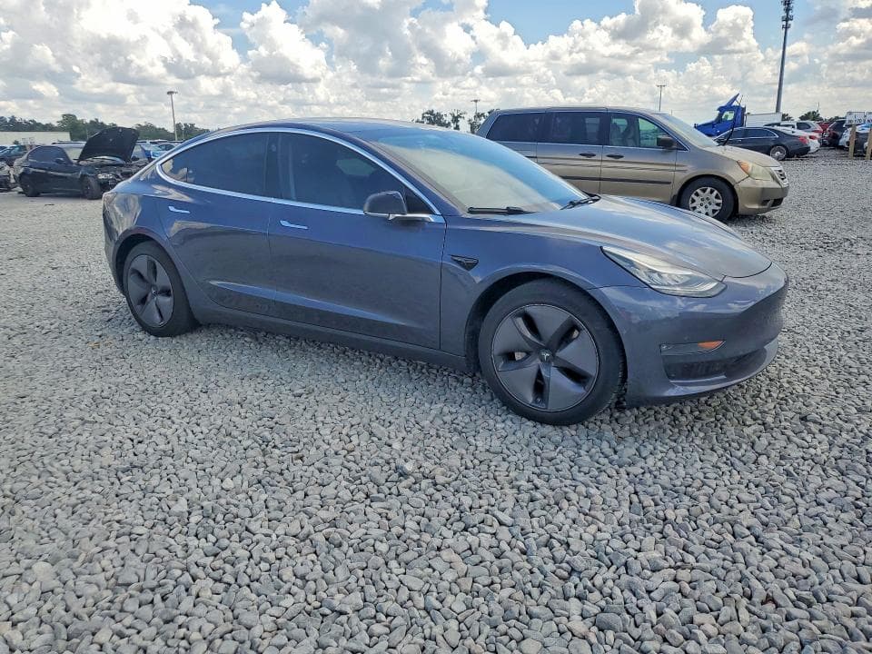 2020 TESLA MODEL 3 4