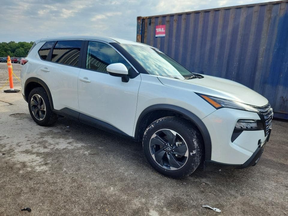 2025 NISSAN ROGUE SV 4